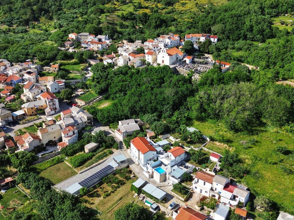 Villa Carmen Draga Bascanska Exterior photo
